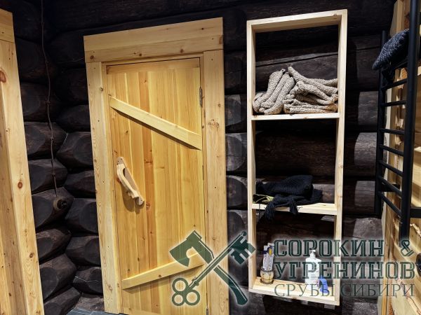 21 двери из кедра