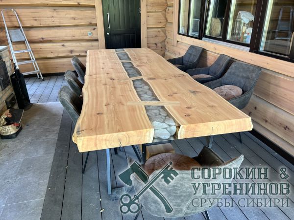 170 лафетныи массивныи стол