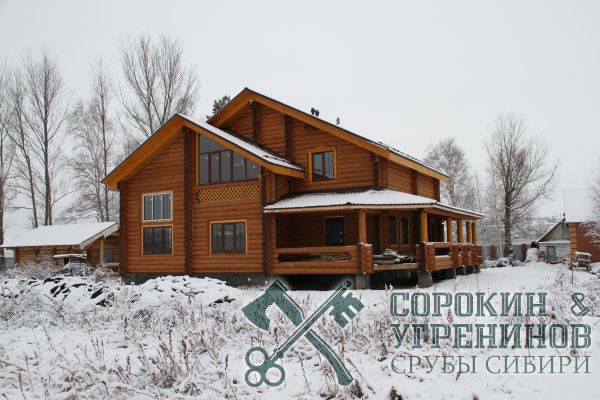 33 дом рубленыи из бревна кедра 280мм 33 дом рубленыи из бревна кедра 280мм